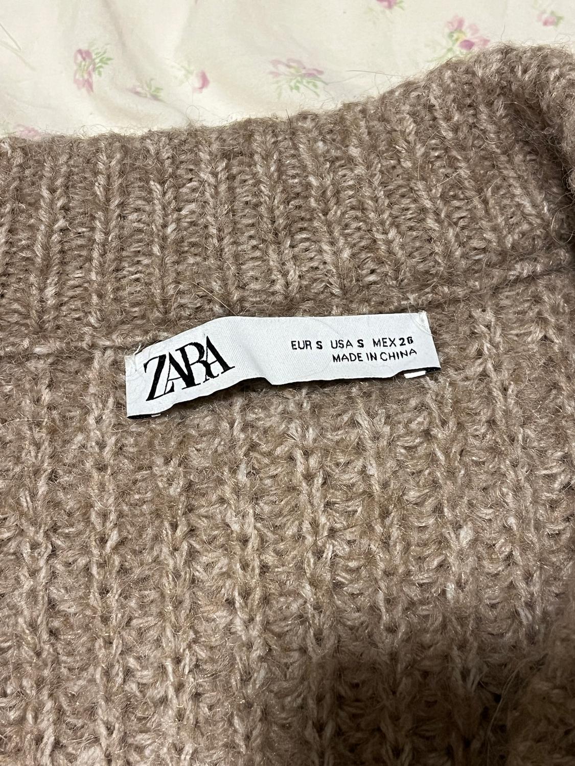 ZARA CHUNKY KNIT LONG CARDIGAN BROWN V NECK SIZE SMALL POCKETS BUTTONS FALL COZY - Image 2