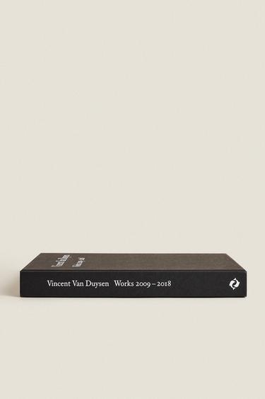 LIVRE VINCENT VAN DUYSEN WORKS 2009-2018 - Gris de Zara - Image 4