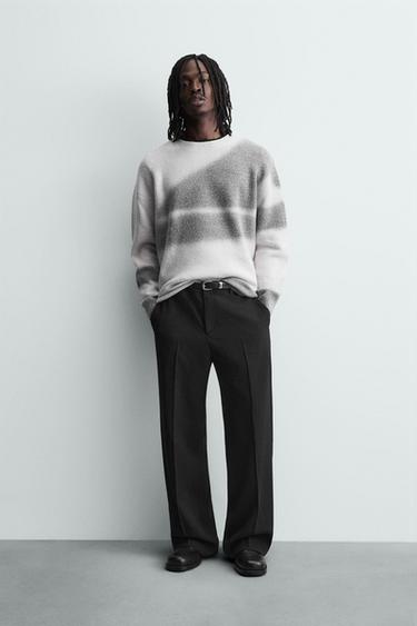 سترة بطبعة بخاخ - أبيض مكسور by Zara