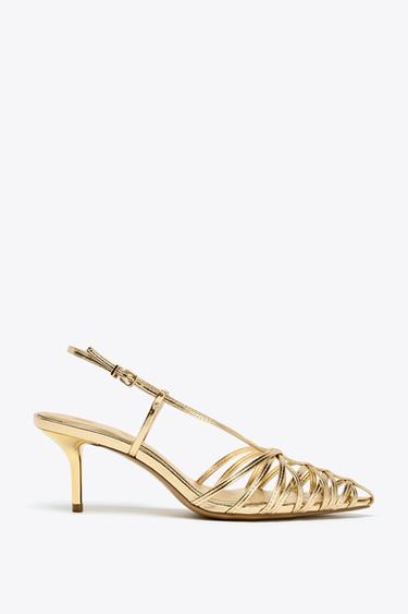 CHAUSSURES OUVERTES À L'ARRIÈRE À TALONS AVEC EFFET MÉTALLISÉ - Or de Zara