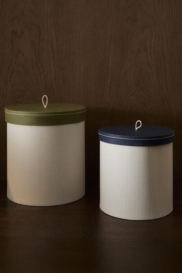 BOÎTES RONDES BÉBÉ CARTON - Beige clair de Zara