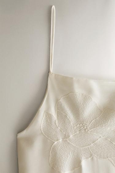 CHEMISE DE NUIT LONGUE SATIN - Écru de Zara - Image 2