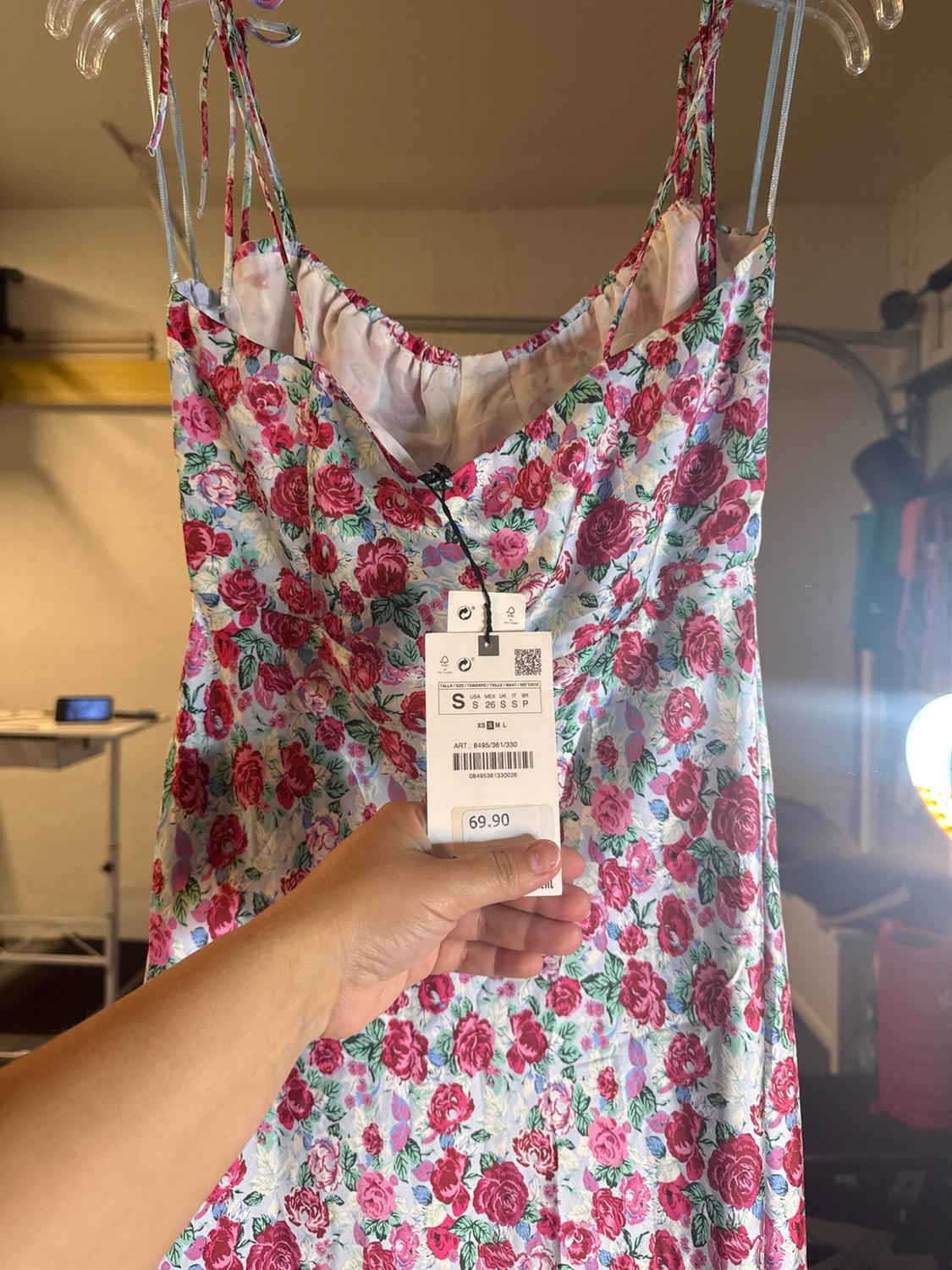 VESTIDO LENCERO ESTAMPADO FLORAL - Image 3