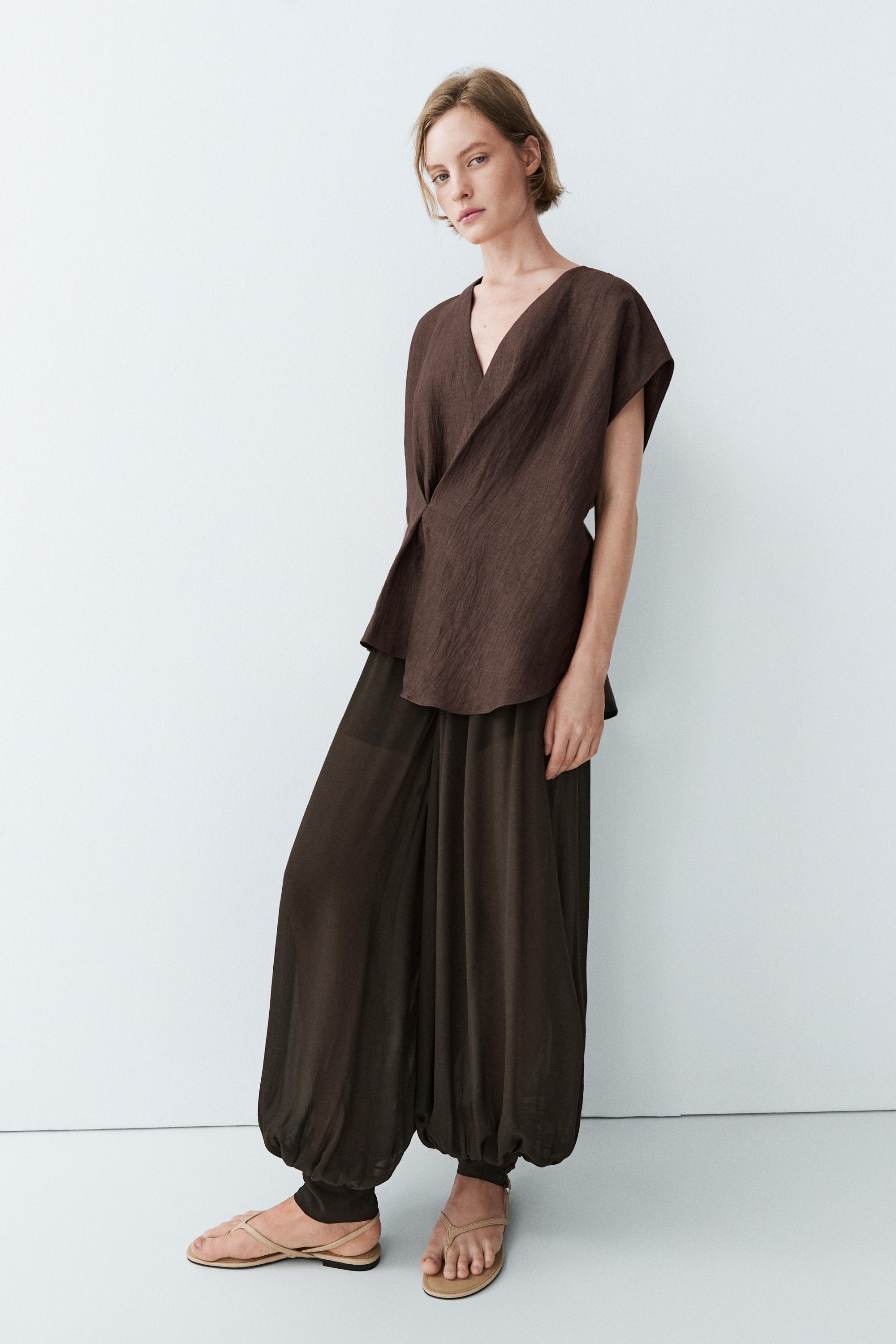 Fluid linen blend crossover kimono