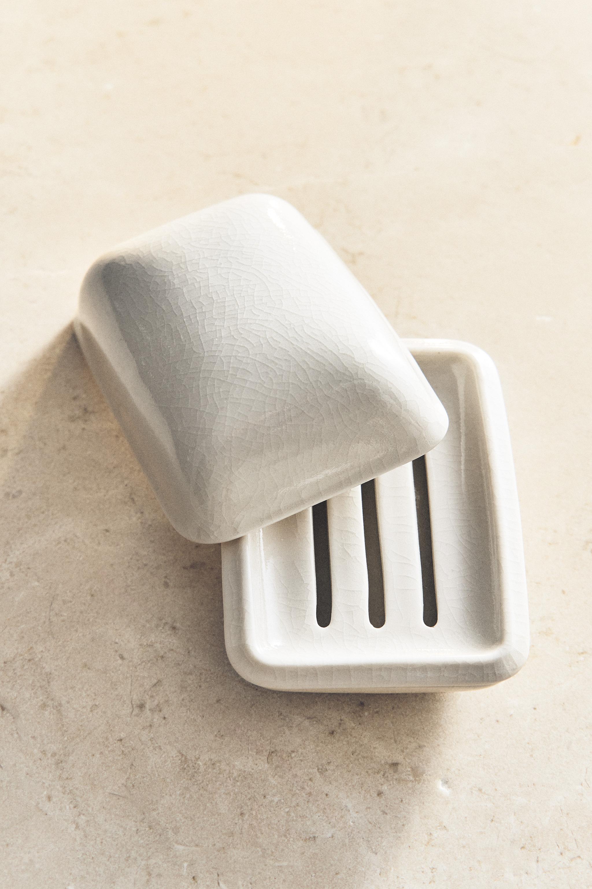 CERAMIC BATHROOM SOAP DISH WITH LID — Cream