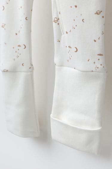 CONVERTIBLE FOOTED SPACE SLEEPSUIT - camel by Zara