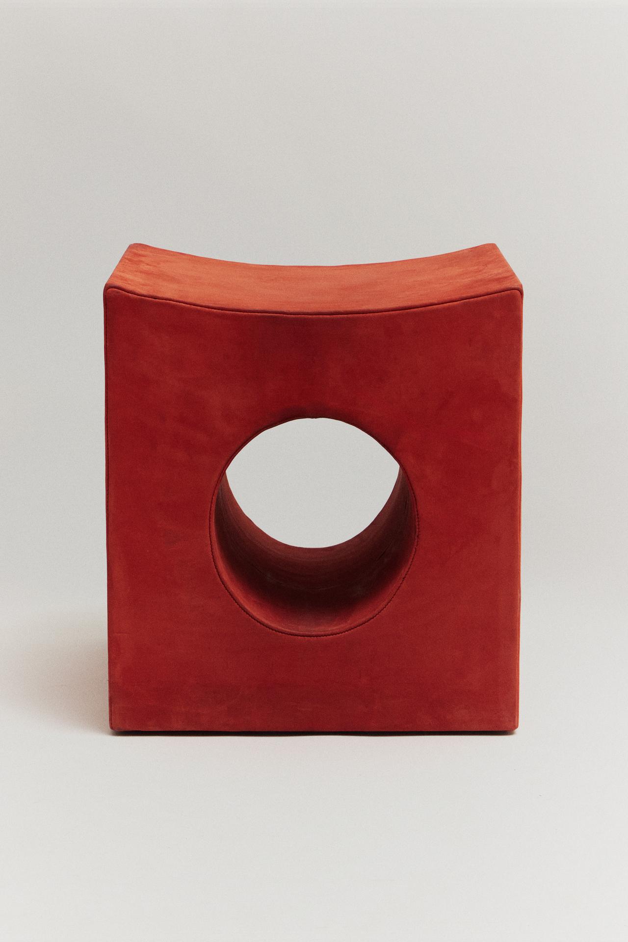 THE QUBIT STOOL — Red