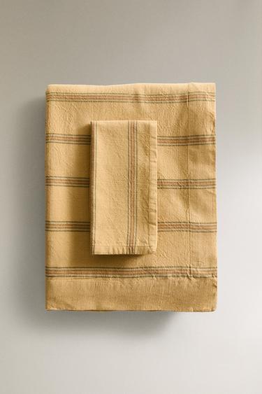 Zara DYED THREAD STRIPED TABLECLOTH - Mustard