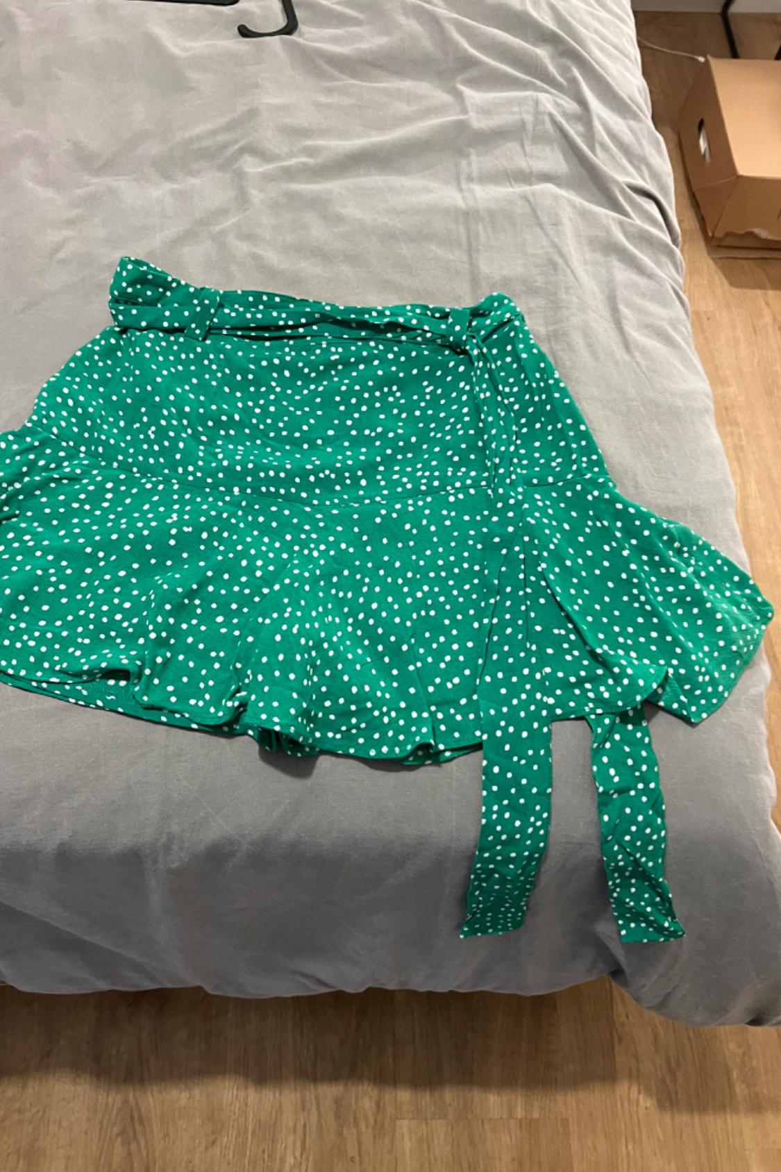 PRINTED BERMUDA SKORT