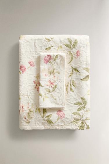 MANTEL JACQUARD FLORAL - Rosado de Zara