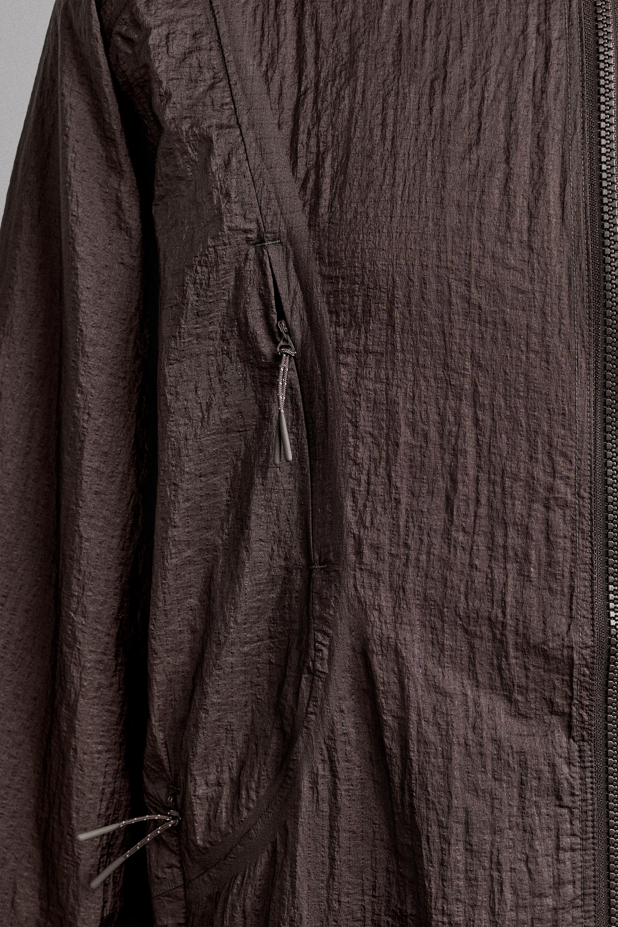 RIDAR© x ZARA RUNNING WINDBREAKER