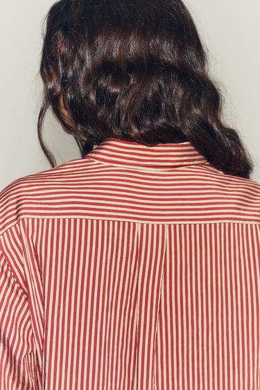 CHEMISE IMPRIMÉE RAYURES POCHE ZW COLLECTION - Écru / Rouge de Zara - Image 2