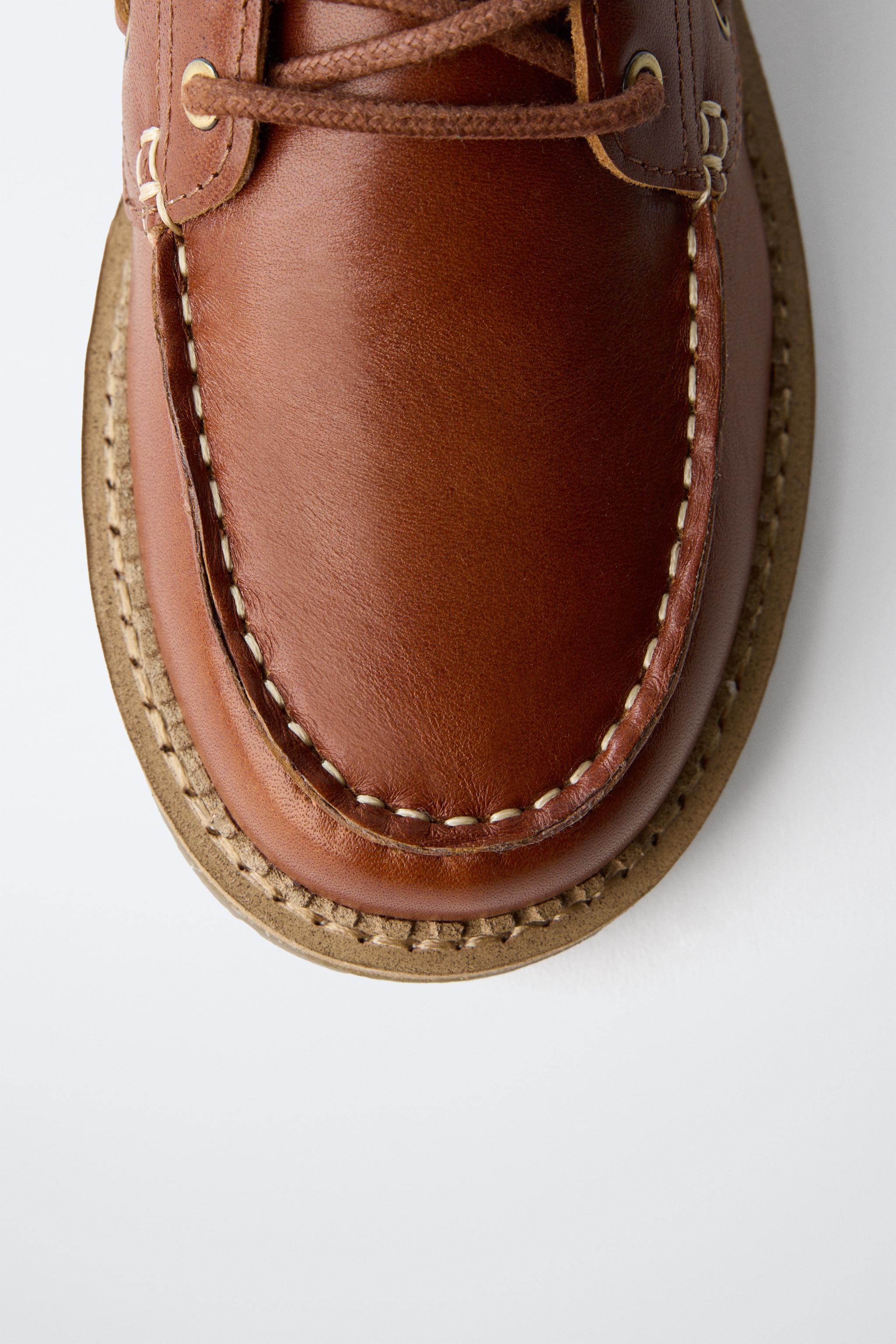 CHAUSSURES BATEAU EN CUIR