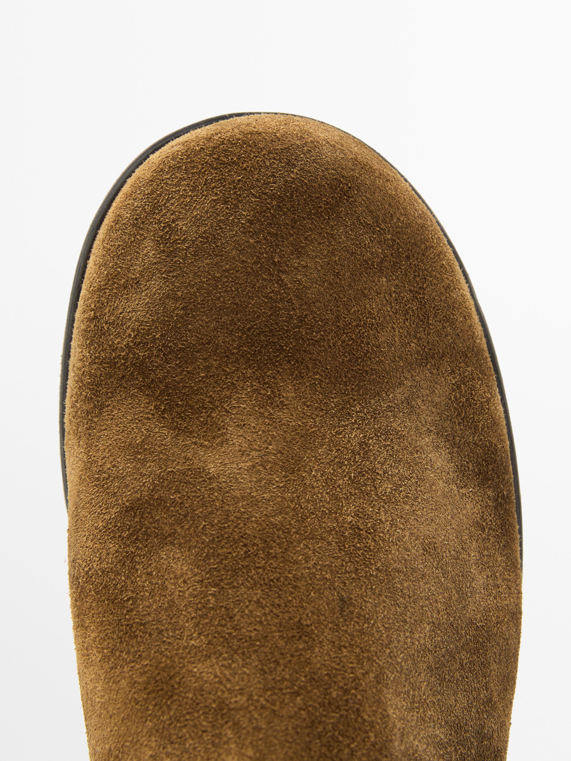 Bottines en croûte de cuir brossée