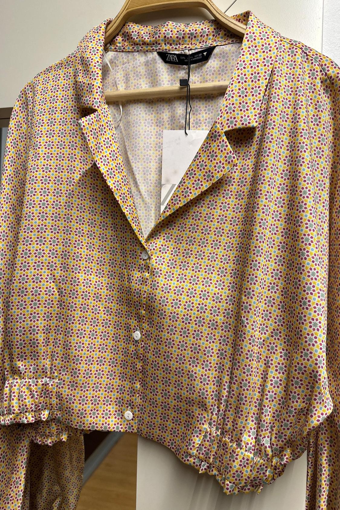 GEOMETRIC PRINT SHIRT