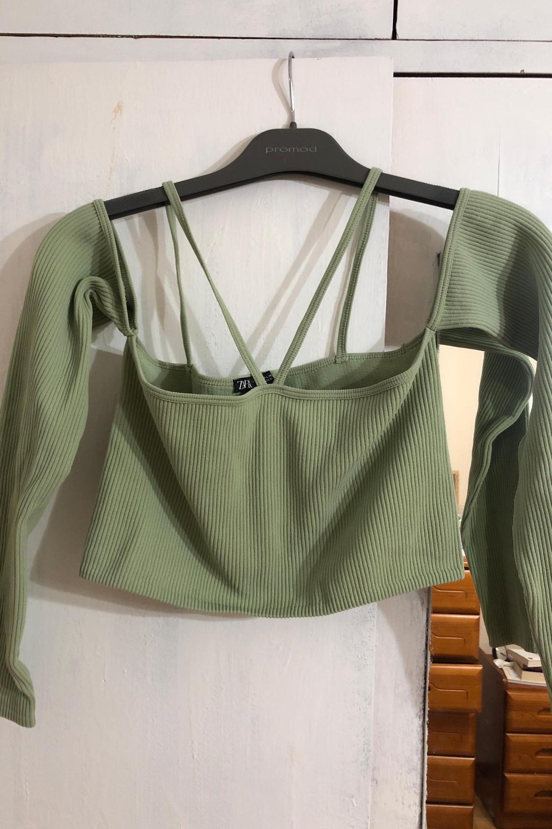 SEAMLESS TOP WITH ARM WARMERS - Image 3