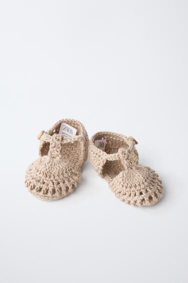 CHAUSSONS EN MAILLE - Marron sable de Zara - Image 2