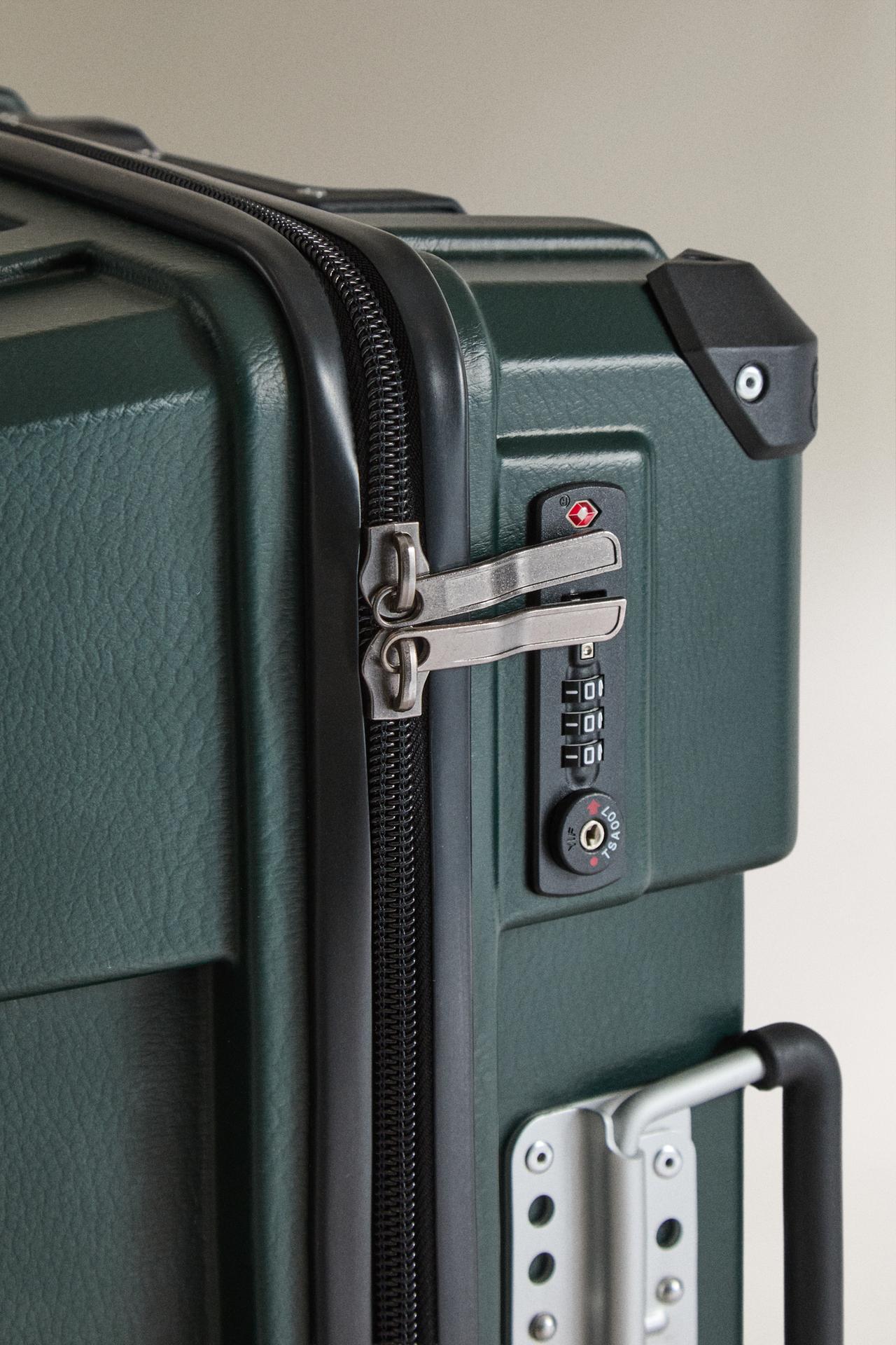 HARPER COLLECTIVE LARGE SUITCASE — Green