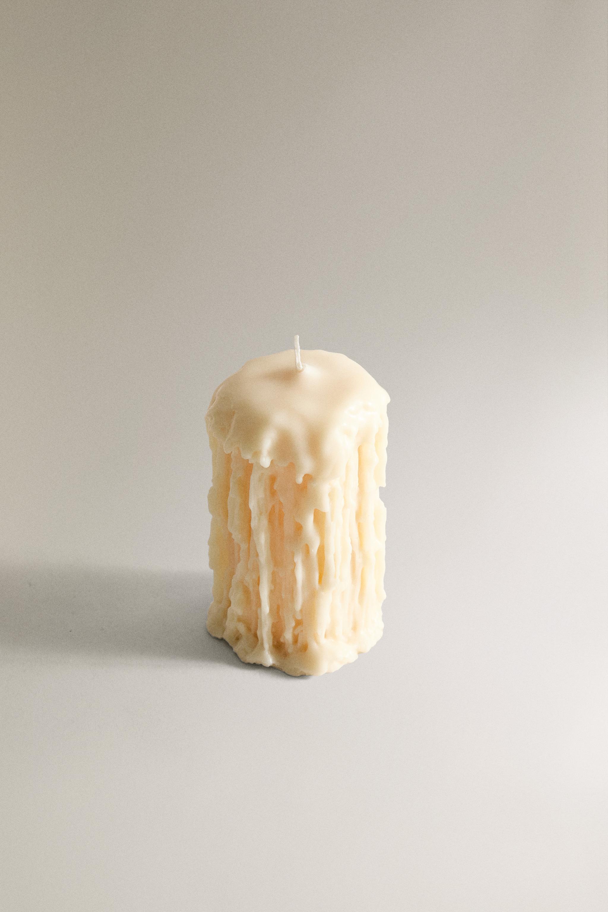 (365 G) INCENSE LEATHER SCENTED CANDLE