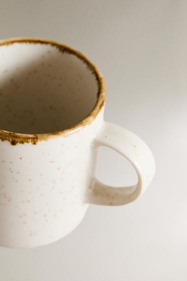 TASSE PORCELAINE BORD VIEILLI - Écru clair de Zara - Image 2