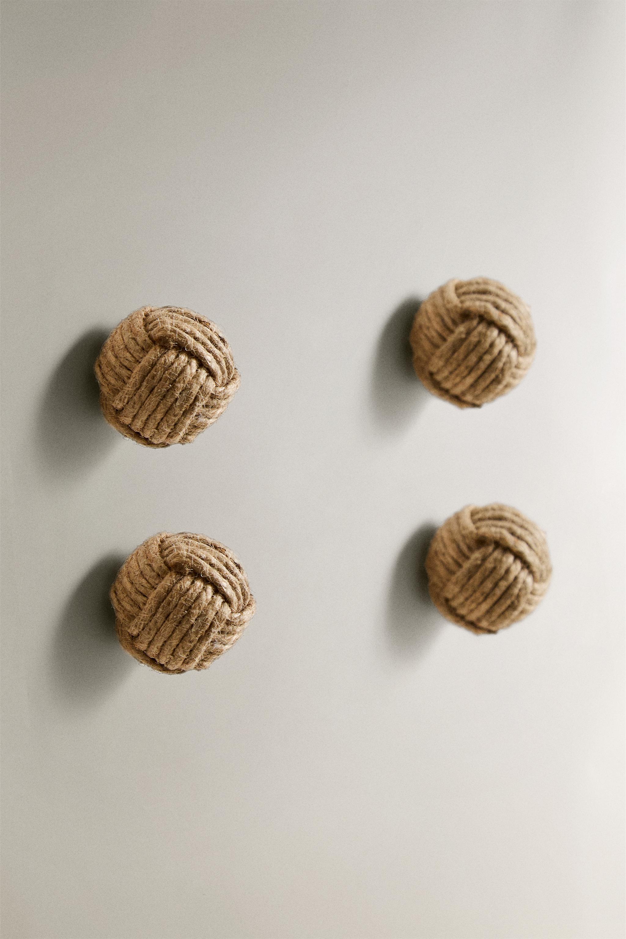 SET OF MINI KNOT KNOBS (SET OF 4) — Light beige