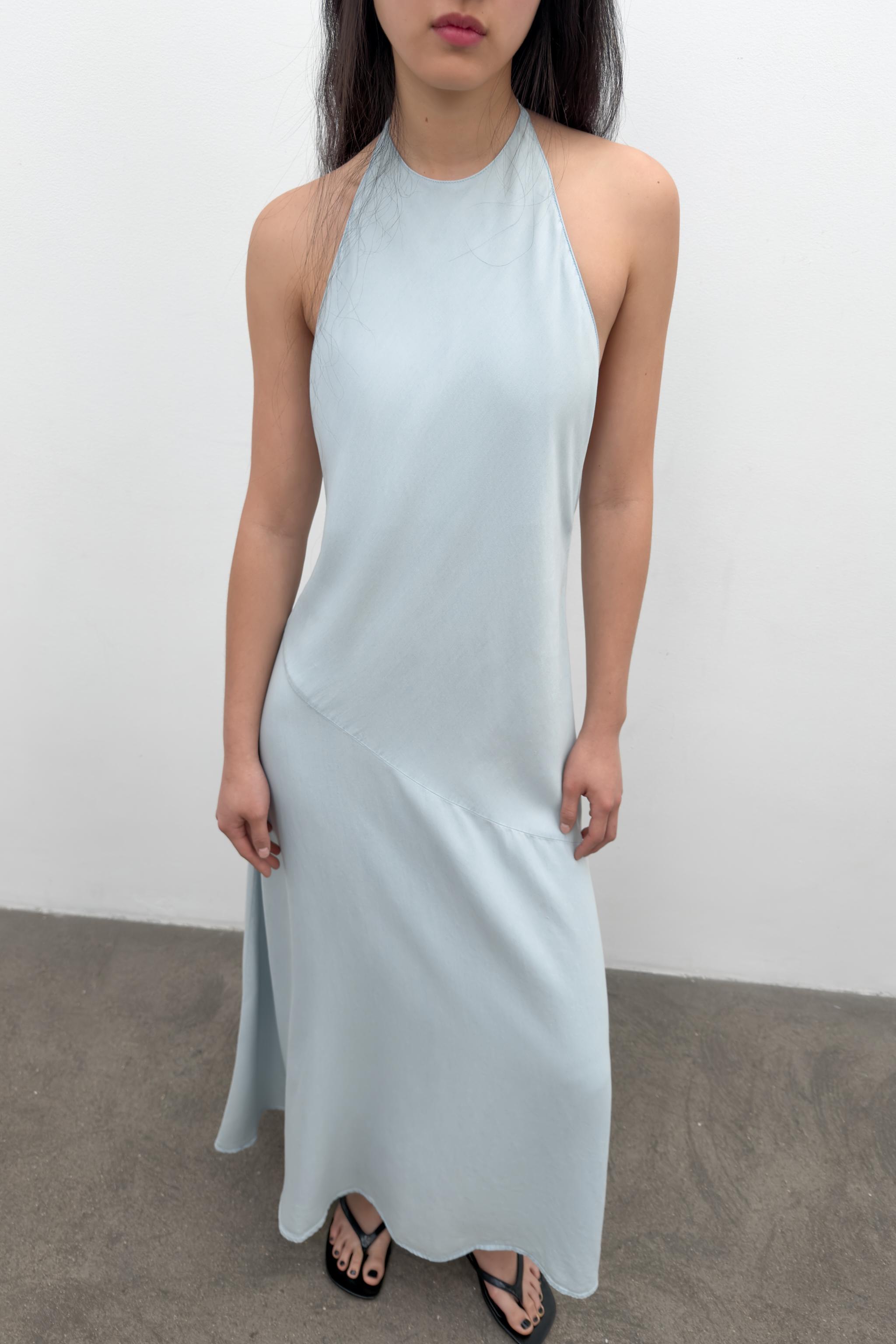 FLOWY HALTER DRESS