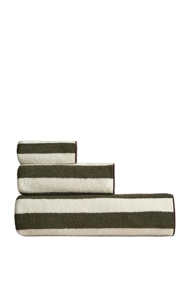 Striped Cotton Bath Towel With Overlock - Dark green by Zara