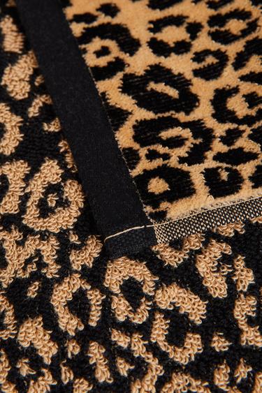 CONJUNTO DE TOALHAS DE LAVABO DE VELUDO ANIMAL PRINT (CONJUNTO DE 3) - Leopardo da Zara