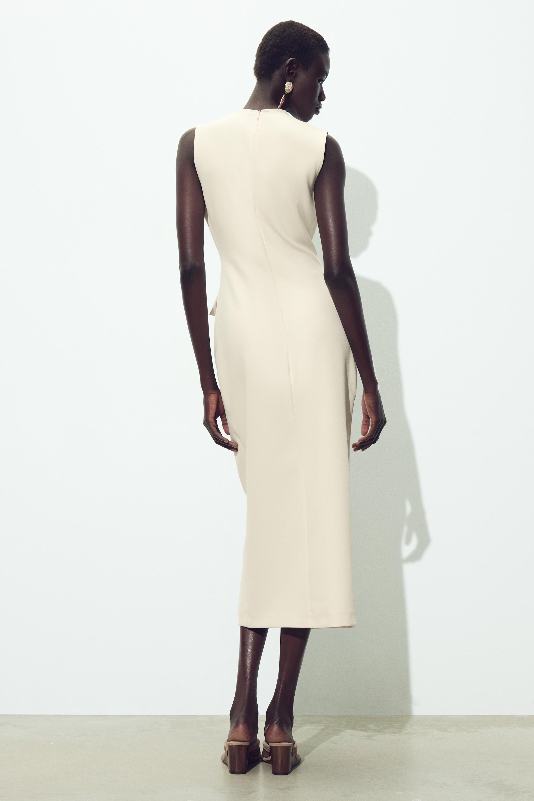 クレープ素材ベルト付きミディ丈ワンピース - ブラック | ZARA