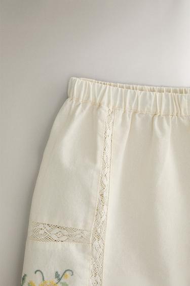 EMBROIDERED COTTON SHORTS - Ecru by Zara - Image 1