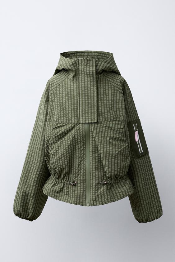 CAZADORA SOFTSHELL TÉCNICA WATER REPELLENT - Verde medio de Zara - Imagen 0