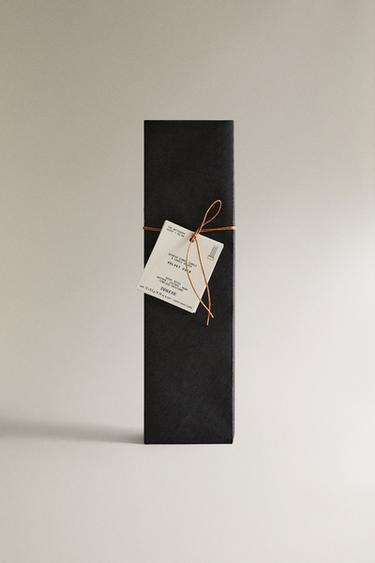 VELVET CUIR CANDLE AND CANDLEHOLDER SET - Brown by Zara - Image 3