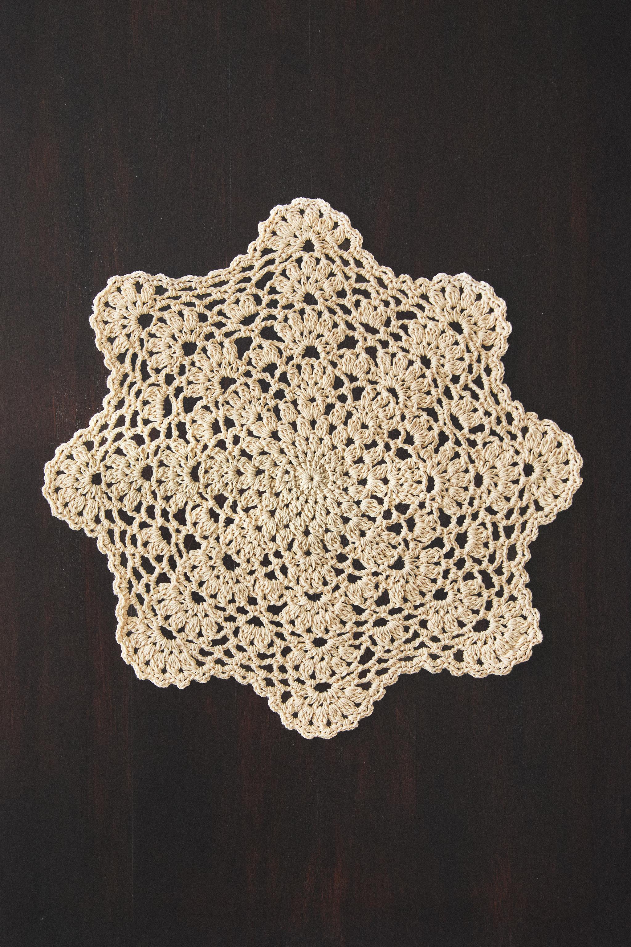 CROCHET PLACEMAT