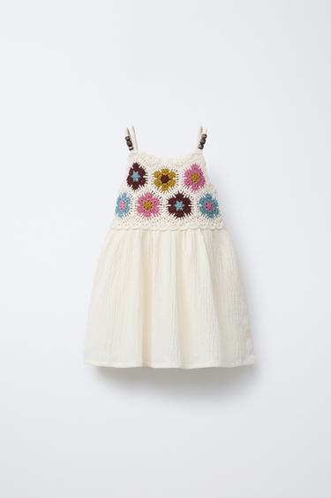 HÄKELSTRICKKLEID MIT SCHMUCKPERLEN - Bunt von Zara