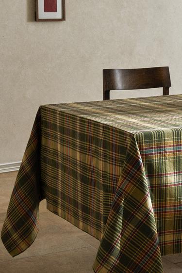 OBRUS Z BARWIONEJ PRZĘDZY W KRATĘ - Zielony Zara