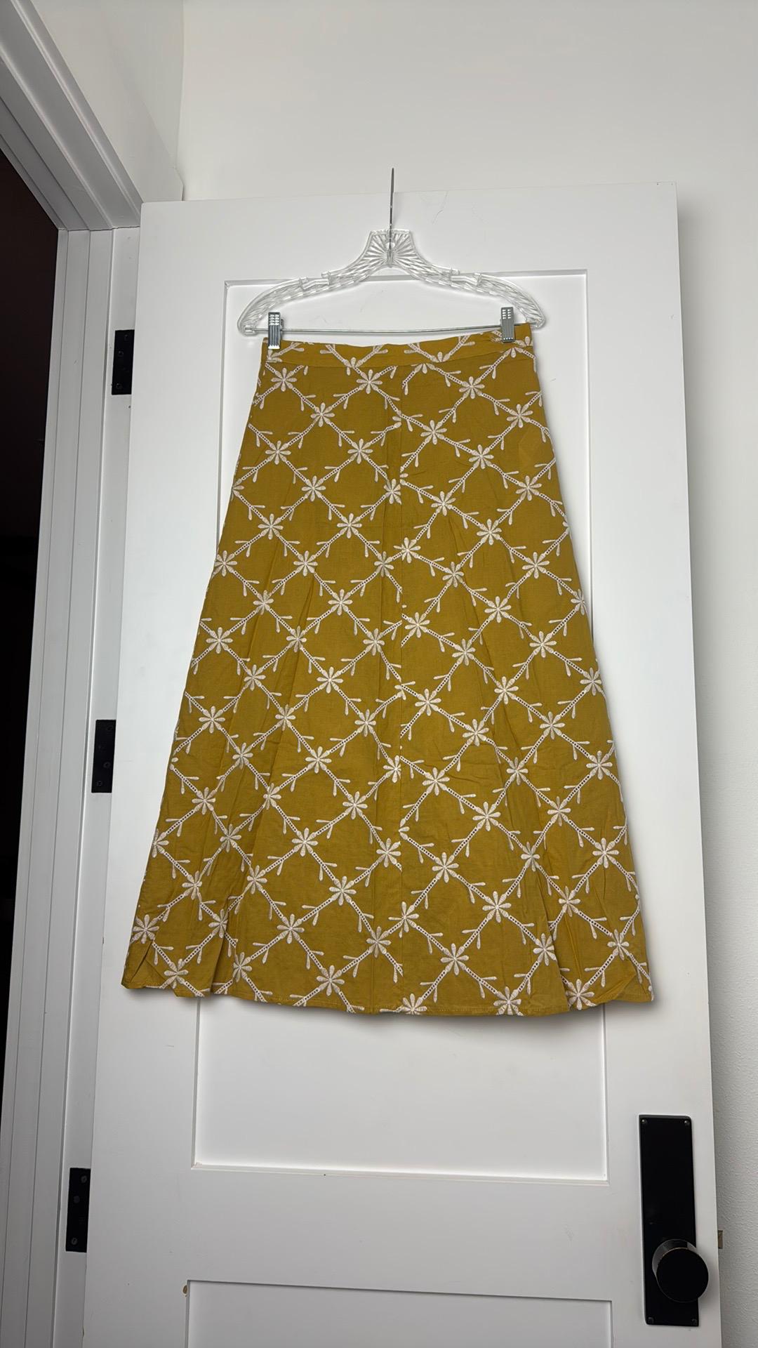 FALDA CAPA BORDADOS - Image 3