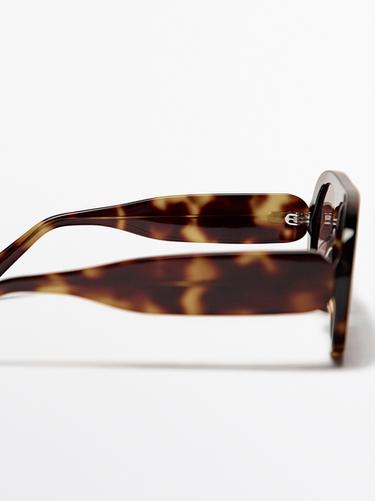 Zara Oval sunglasses - Brown - Image 0