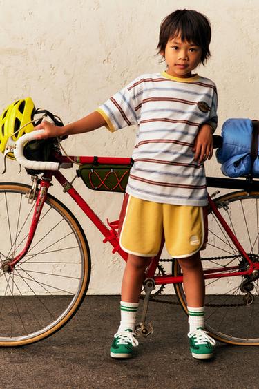 EMBROIDERED PLUSH BERMUDA SHORTS - Yellow by Zara