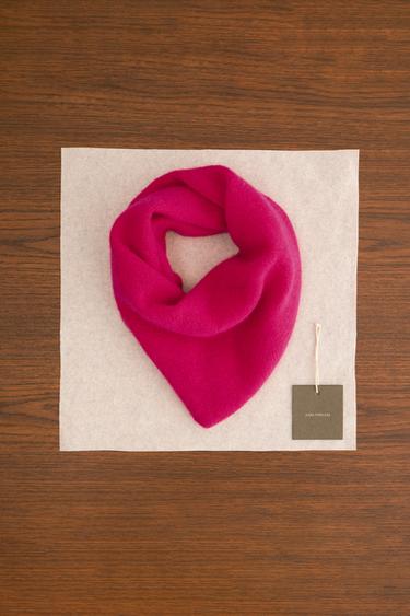 ZARA TIMELESS - 100% CASHMERE SCARF - Neon pink by Zara - Image 1