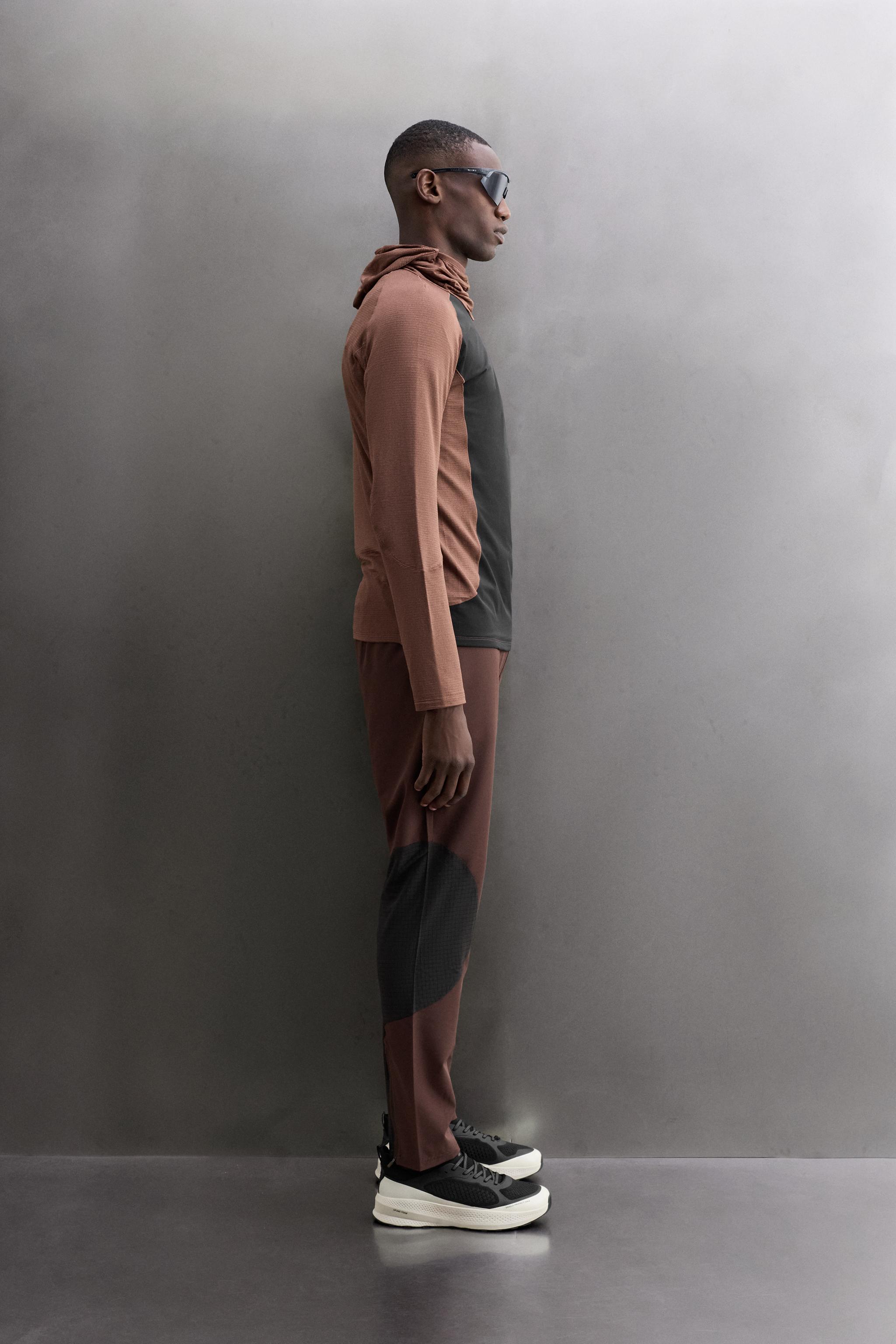 Zara KONTRAST YAPILI TEKNİK SWEATSHIRT görsel 4