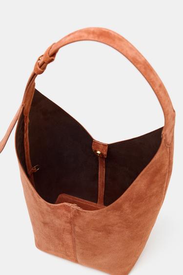 SAC MAXI SEAU EN CUIR SUÉDÉ AVEC DÉTAIL D'ANSE - Orange de Zara - Image 6