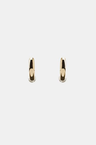 PEARL HOOP EARRINGS — Golden 2