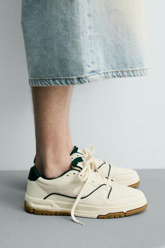 ZAPATILLA ESTILO RETRO - Blanco de Zara - Imagen 0