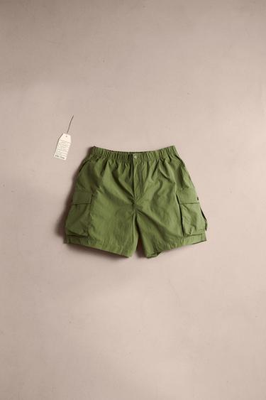 TECHNICAL CARGO BERMUDA SHORTS - Olive green by Zara