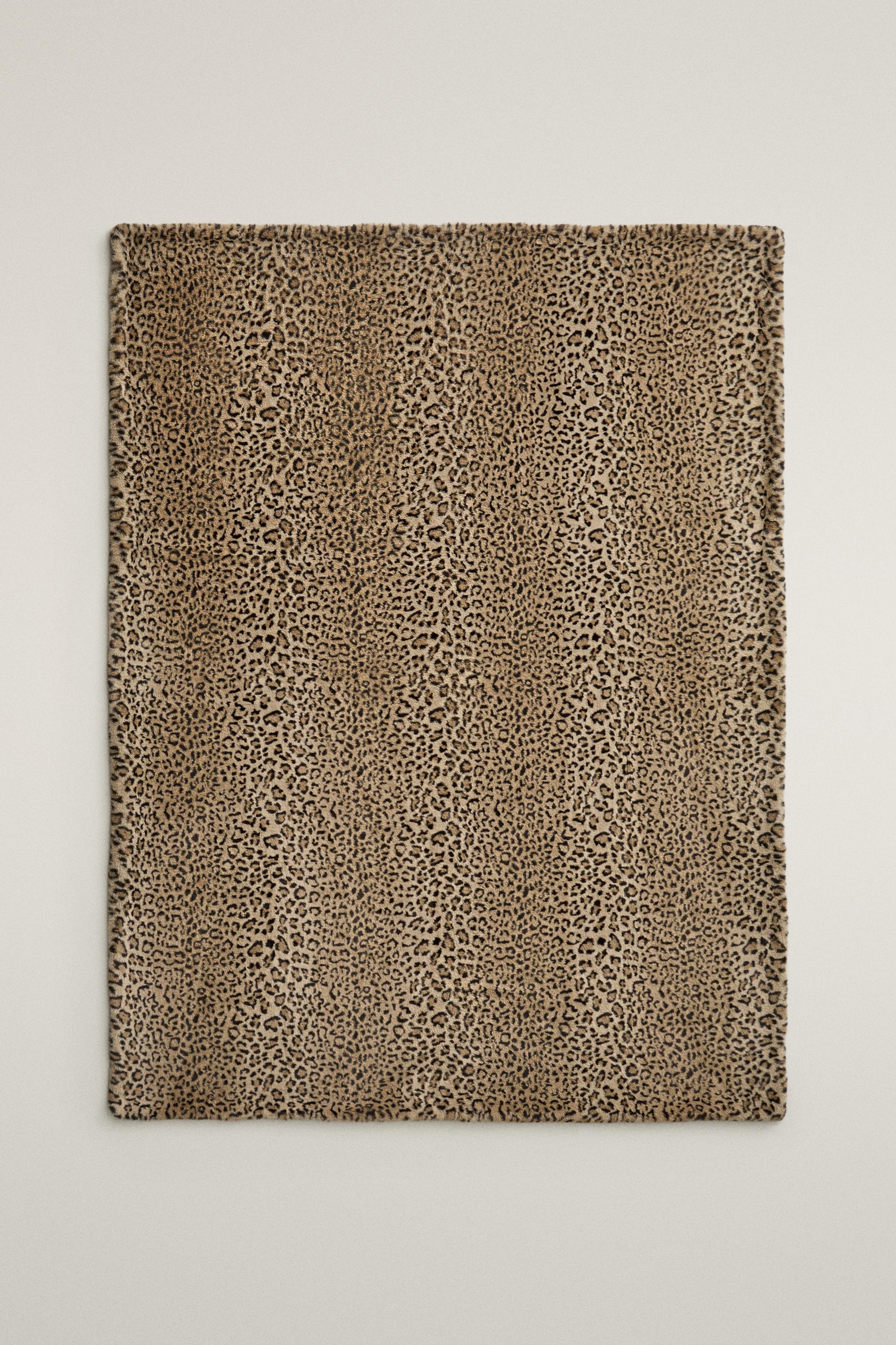 LEOPARD FUR BLANKET