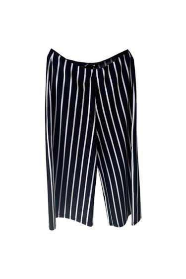 PANTALÓN NEGRO RAYAS BLANCAS CAMAL ANCHO