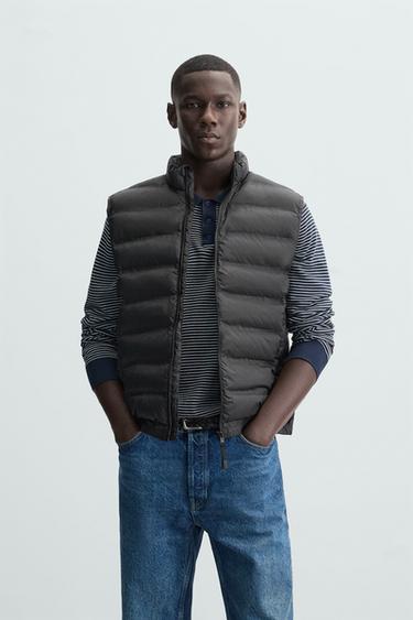 CHALECO ACOLCHADO LIGERO WATER REPELLENT - Negro de Zara