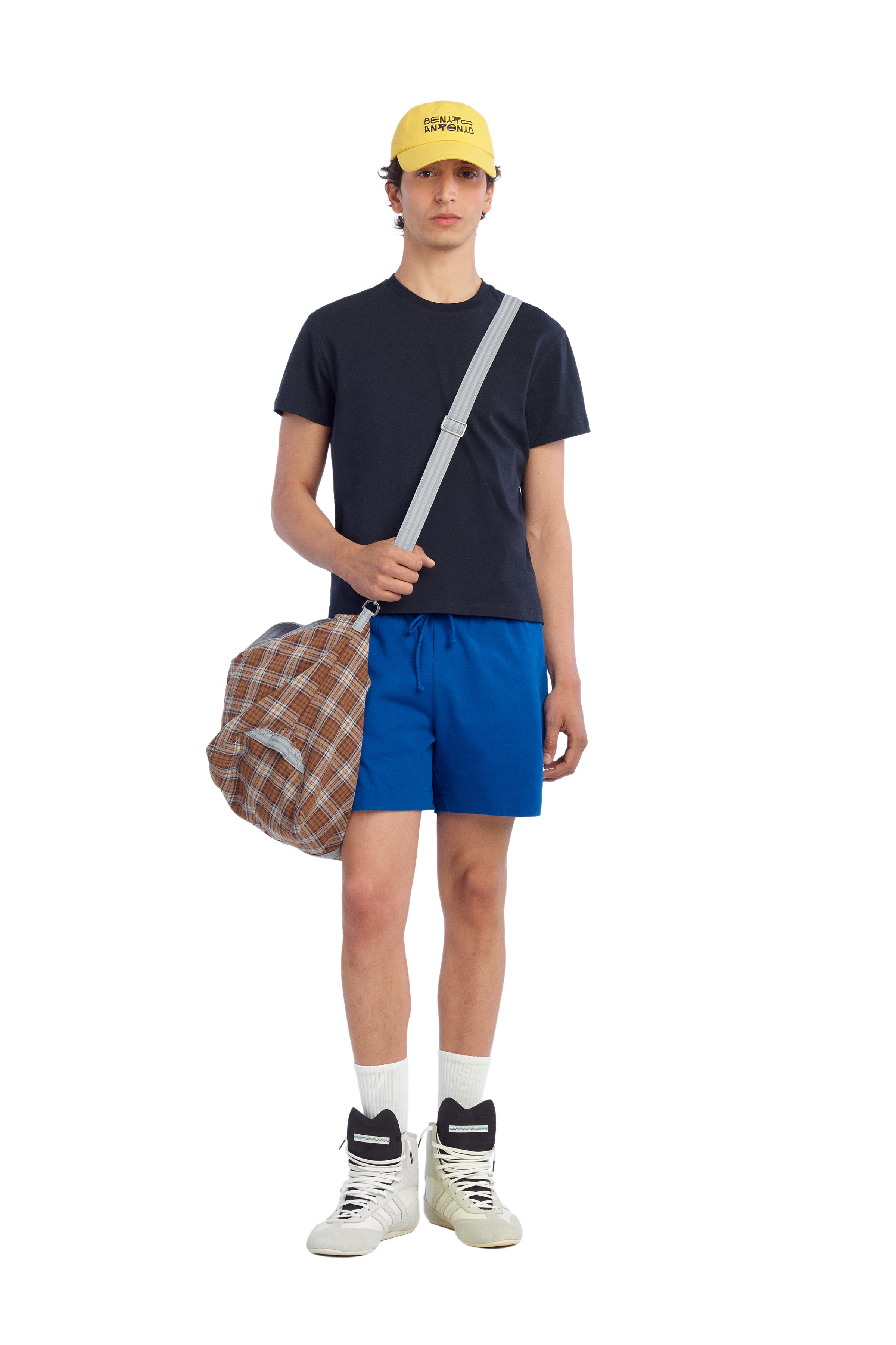 Zara SLIM CROPPED FIT T-SHIRT
