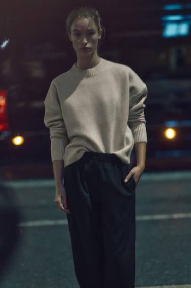 PULL EN MAILLE DOUX - Écru de Zara