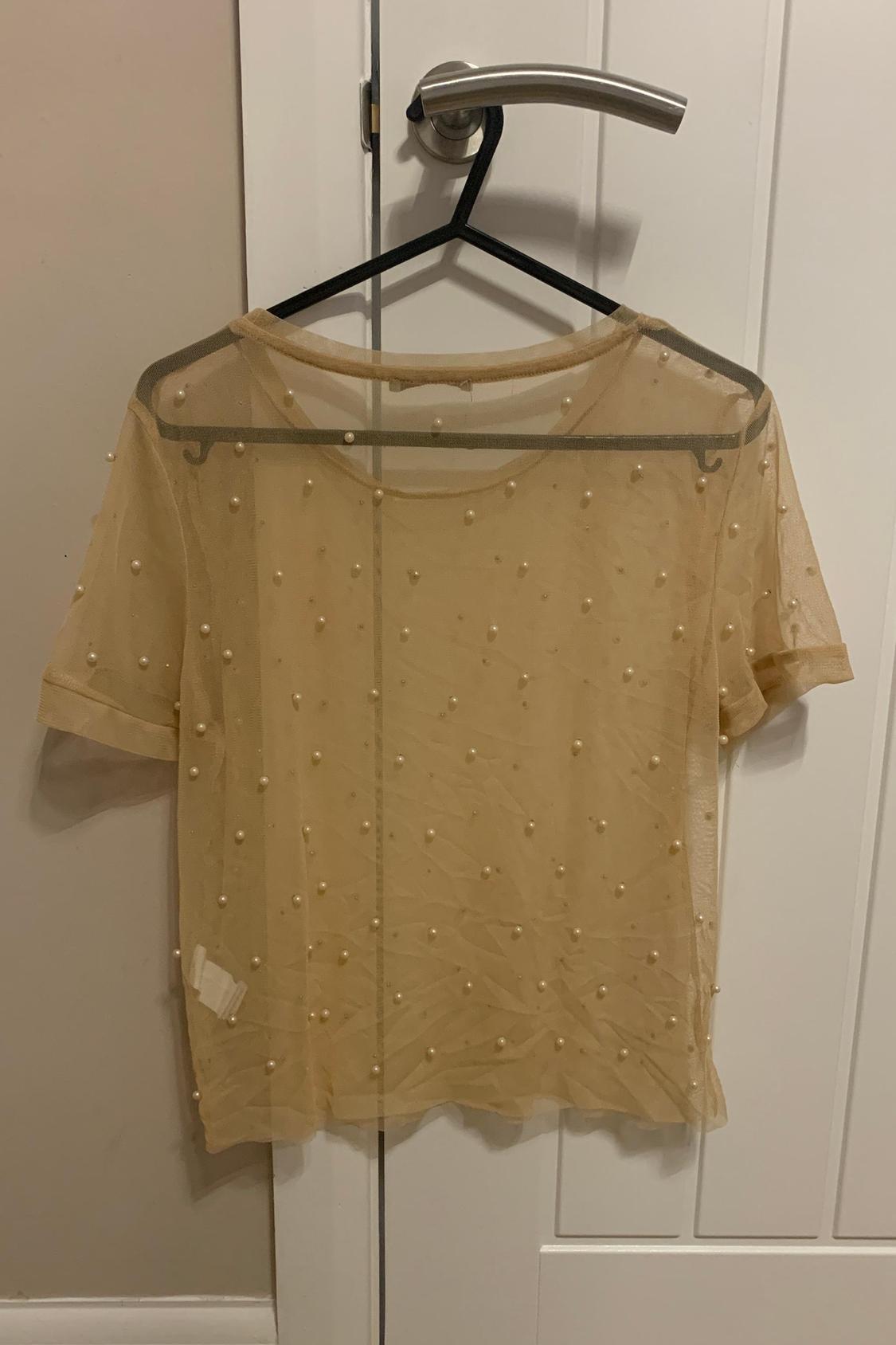 TULLE T-SHIRT WITH FAUX PEARLS - Image 2